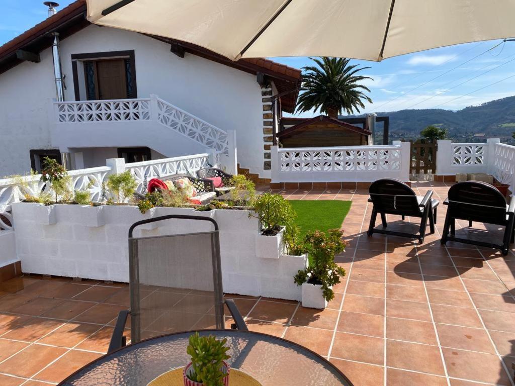 Bilbo Near Atico Rural Con Terraza Apartment Басаури Екстериор снимка