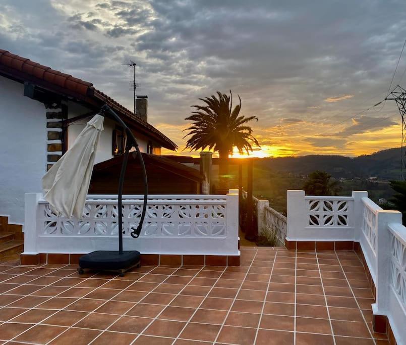 Bilbo Near Atico Rural Con Terraza Apartment Басаури Екстериор снимка