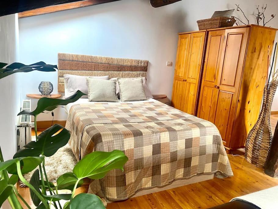 Bilbo Near Atico Rural Con Terraza Apartment Басаури Екстериор снимка