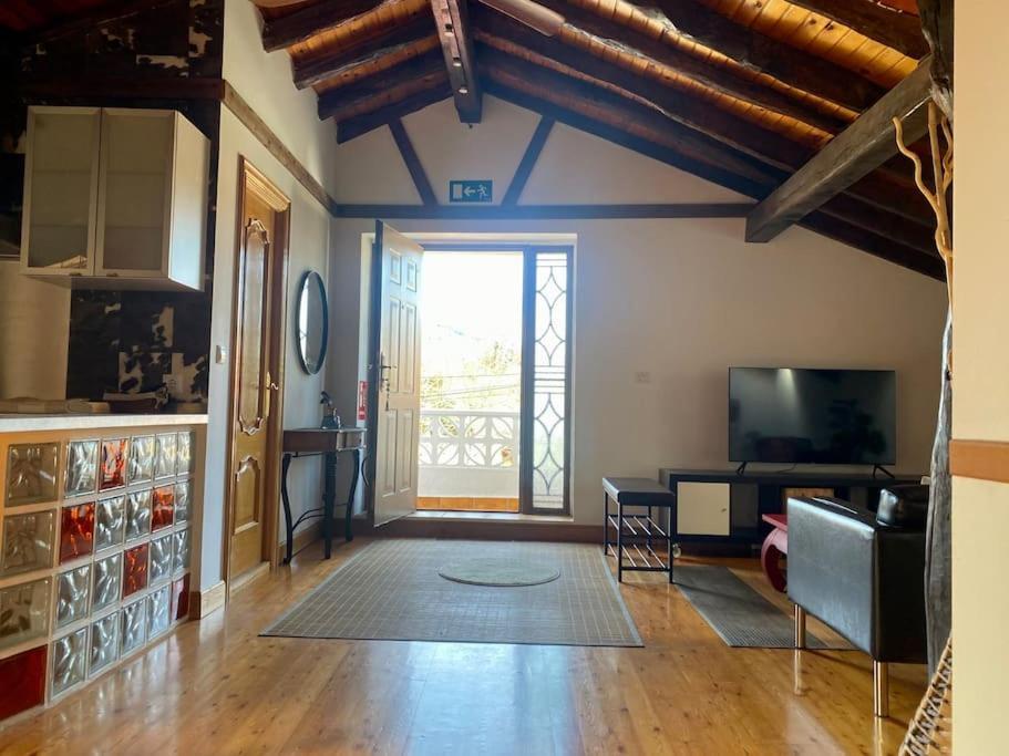 Bilbo Near Atico Rural Con Terraza Apartment Басаури Екстериор снимка