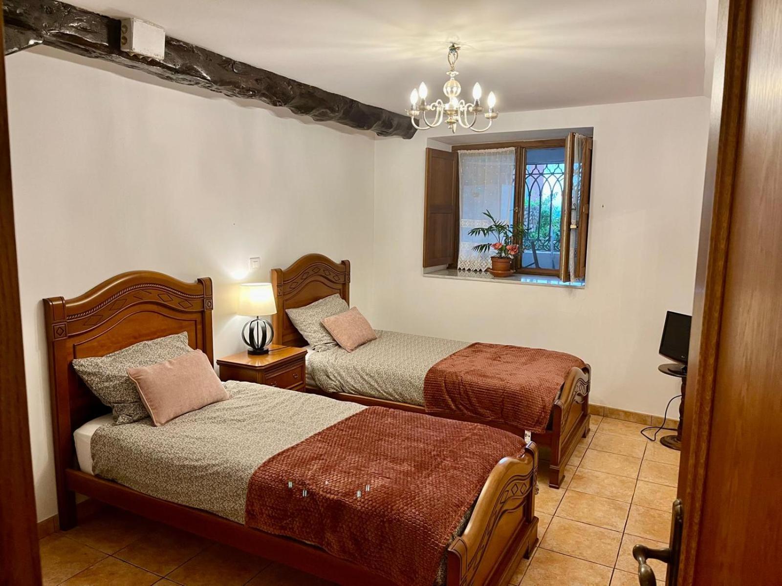 Bilbo Near Atico Rural Con Terraza Apartment Басаури Екстериор снимка